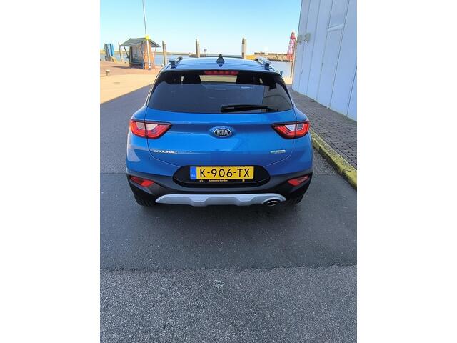 KIA Stonic 1.0 T-GDi MHEV DynamicPlusLine Camera, carplay, Navi, Dab+, 1e eigenaar, climate en cruise control, two tone lak.