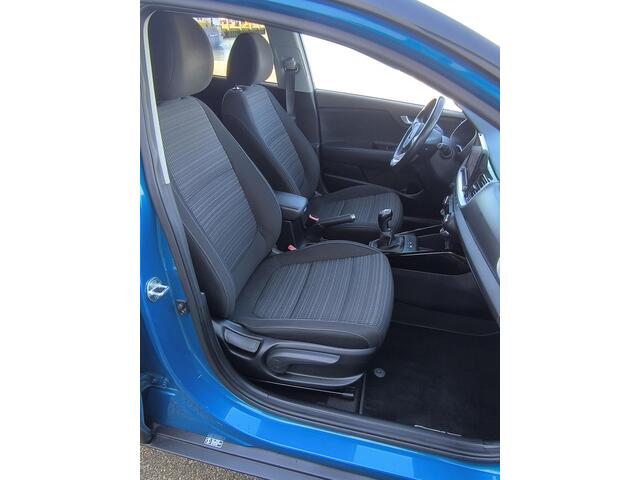 KIA Stonic 1.0 T-GDi MHEV DynamicPlusLine Camera, carplay, Navi, Dab+, 1e eigenaar, climate en cruise control, two tone lak.