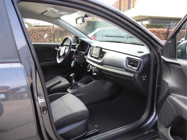 KIA Stonic 1.0 T-GDi DynamicLine Camera, Carplay, NL-Auto, Cruise Prijspakker!