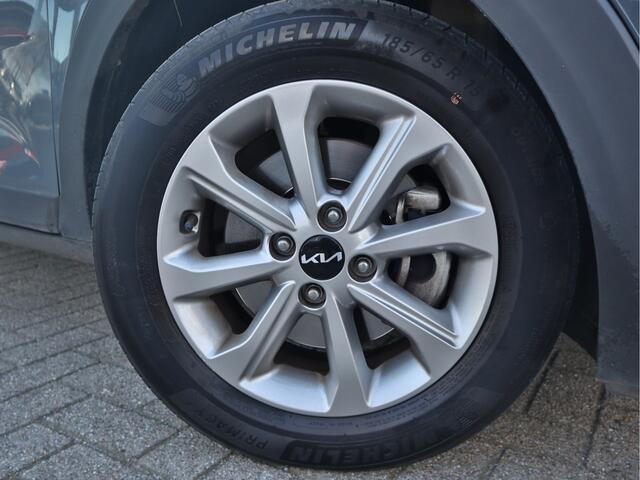 KIA Stonic 1.0 T-GDi MHEV DynamicLine | Navigatie | Camera | Sensoren | Climate + Cruise Control | Tot 10Jr. Kia-Garantie |