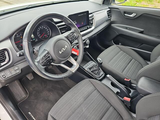 KIA Stonic 1.0 T-GDi MHEV DynamicLine Navigatie | Camera