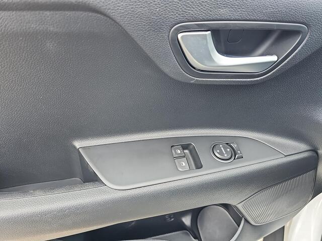 KIA Stonic 1.0 T-GDi MHEV DynamicLine Navigatie | Camera