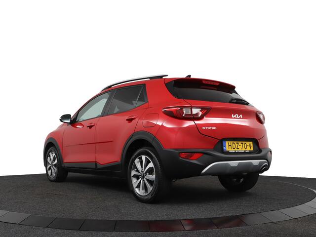 KIA Stonic 1.0 T-GDi MHEV DynamicPlusLine - Climate Control - Stoel/Stuurverwarming - DAB - Apple Carplay/Android Auto - Navigatie - Fabrieksgarantie tot en met 06-02-2032