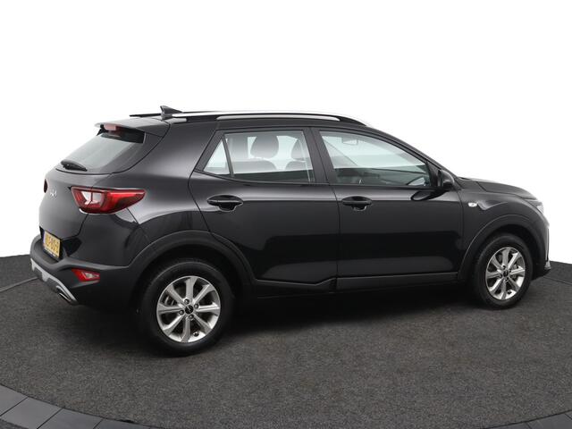 KIA Stonic 1.0 T-GDi MHEV DynamicLine Automaat - Climate Control - Navigatie - Cruise Control - DAB radio - - Fabrieksgarantie 17-04-2032