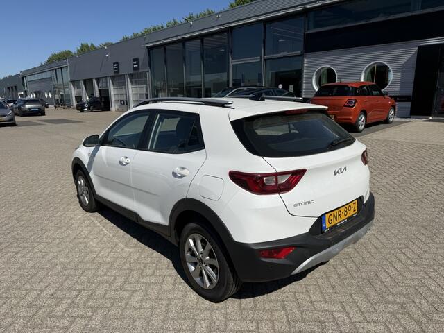 KIA Stonic 1.0 T-GDi MHEV DynamicLine NAVI + CAMERA