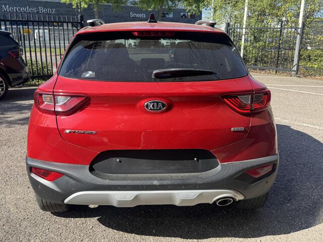 KIA Stonic 1.0 T-GDi ExecutiveLine // NAVI // CAMERA // CLIMA // CRUISE // DODENHOEK SENSOR // LEDEREN BEKLEDING //