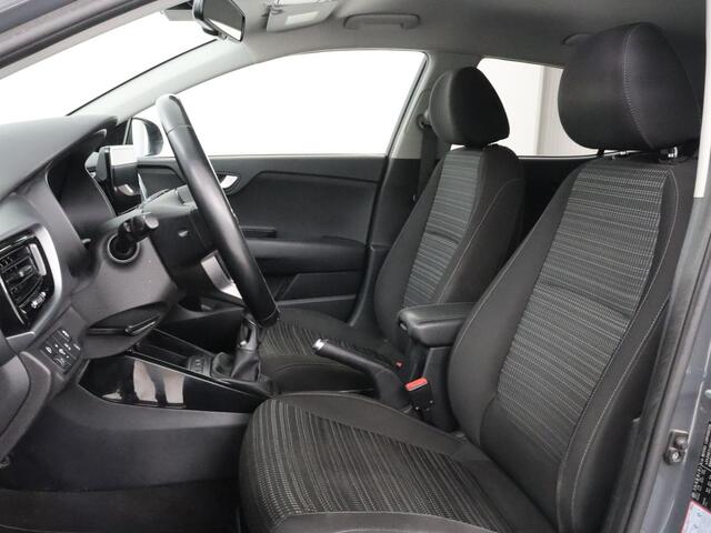 KIA Stonic 1.0 T-GDi MHEV DynamicPlusLine | Carplay | Adaptive cruise | Camera | Navigatie | Keyless | Climate control | Parkeerhulp | Bluetooth
