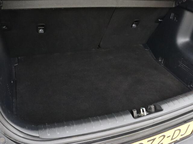 KIA Stonic 1.0 T-GDi MHEV DynamicPlusLine | Carplay | Adaptive cruise | Camera | Navigatie | Keyless | Climate control | Parkeerhulp | Bluetooth
