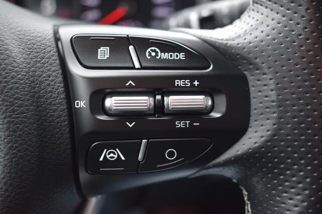 KIA Stonic 1.0 T-GDi MHEV GT-PlusLine | Schuif/ Kanteldak | Stoel/Stuurverwarming | Dodehoekdetectie |