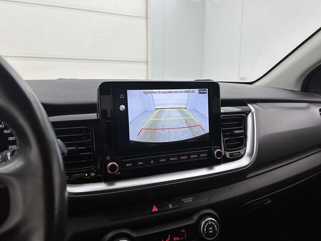 KIA Stonic 1.0 T-GDi MHEV DynamicPlusLine | Climate Control | Camera | Apple Carplay/Android Auto | Parkeersensoren |