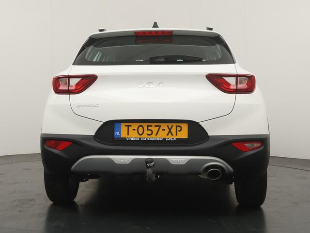 KIA Stonic 1.0 T-GDi MHEV DynamicLine - Navigatie - Achteruitrijcamera - Trekhaak - Apple Carplay/Android Auto - Fabrieksgarantie t/m 27-09-20230