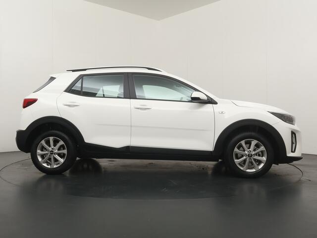 KIA Stonic 1.0 T-GDi MHEV DynamicLine - Navigatie - Achteruitrijcamera - Trekhaak - Apple Carplay/Android Auto - Fabrieksgarantie t/m 27-09-20230