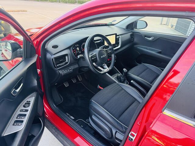 KIA Stonic 1.0 T-GDi MHEV GT-PlusLine 11-2022 | NW geleverd & onderhouden | Sunroof | Stoere Stonic