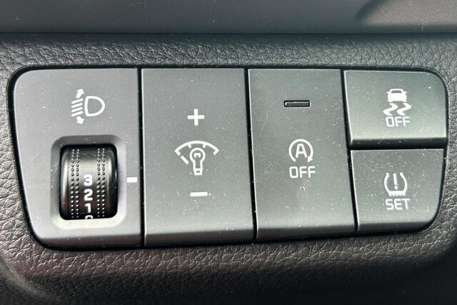 KIA Stonic 1.2 MPi ComfortLine AIRCO CRUISE CARPLAY STOELVERW. 16093KM!