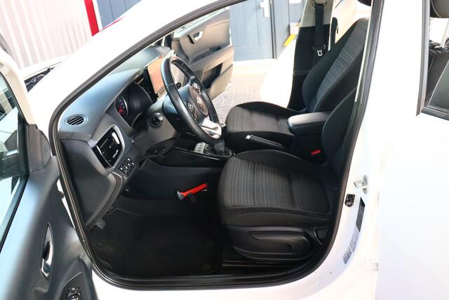 KIA Stonic 1.0 T-GDi MHEV DynamicPlusLine O.a: Trekhaak, PDC, Camera, Navi, Clima, Carplay, Etc. All-in prijs!