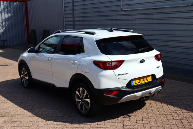 KIA Stonic 1.0 T-GDi MHEV DynamicPlusLine O.a: Trekhaak, PDC, Camera, Navi, Clima, Carplay, Etc. All-in prijs!