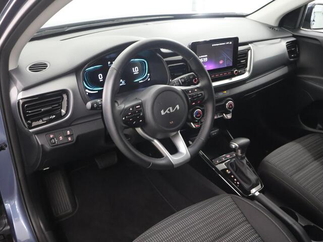 KIA Stonic 1.0 T-GDi MHEV DynamicPlusLine | Keyless | Navigatie | Parkeercamera | Apple Carplay/Android Auto | Climate Control |