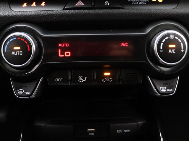 KIA Stonic 1.0 T-GDi MHEV DynamicLine Navigation Pack | Trekhaak
