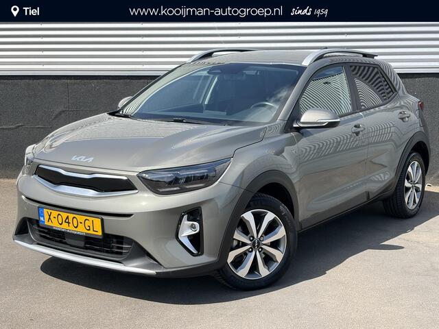 KIA Stonic 1.0 T-GDi MHEV DynamicPlusLine Nieuw geleverd, 1e eign. Navigatie, Privacy glass, Smart Key, Cruise control, Climate control