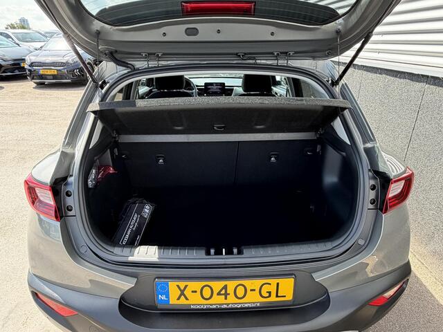 KIA Stonic 1.0 T-GDi MHEV DynamicPlusLine Nieuw geleverd, 1e eign. Navigatie, Privacy glass, Smart Key, Cruise control, Climate control