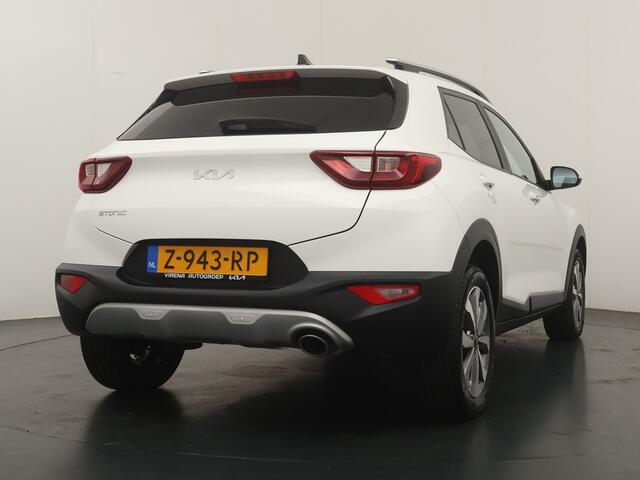KIA Stonic 1.0 T-GDi MHEV DynamicPlusLine - Stoelverwarming - Stuurwielverwarming - Camera - AppleCarplay - Android Auto - Fabrieksgarantie tot 06-2031 of 150.000km