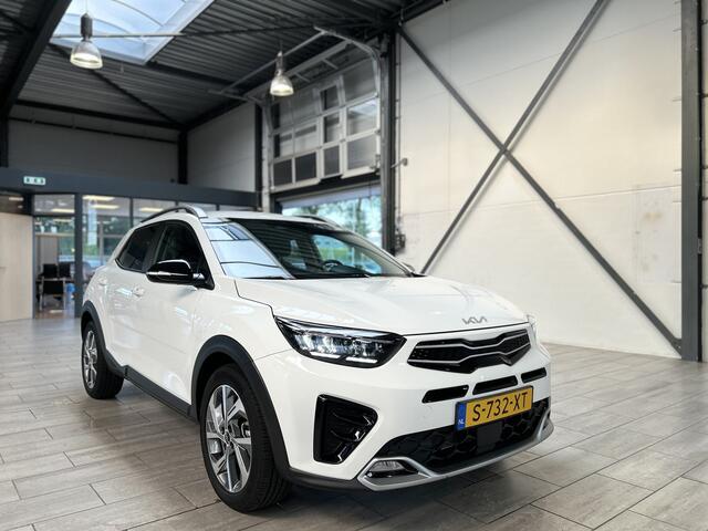 KIA Stonic 1.0 T-GDi MHEV 100pk GT-Line | Trekhaak | Stoelverwarming | Stuurwielverwarming | Clima | Camera | Apple Carplay & Android Auto |