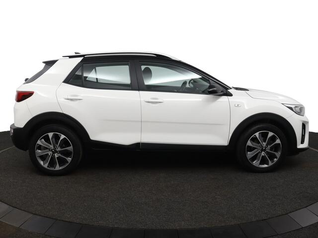KIA Stonic 1.0 T-GDi DynamicLine - Achteruitrijcamera - Apple Carplay/Android Auto - Cruise Control - Virena Zekerheidspakket t.w.v. ¤895