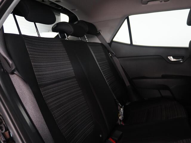 KIA Stonic DynamicLine 1.0 T-GDi MHEV | LED-koplampen | Cruise Control | Achteruitrijcamera | Dakrails | lichtmetalen velgen | Digitaal Dashboard Appel CarPlay/Android Auto | Climate Control |
