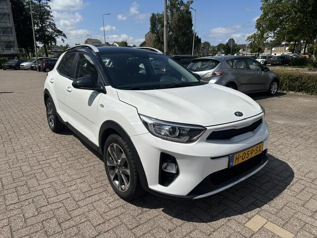 KIA Stonic 1.0 T-GDi DynamicLine NAvi Acamera cruise Lmv Nap