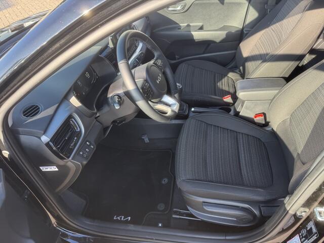 KIA Stonic 1.0 T-GDi MHEV DynamicLine NAVI + CAMERA