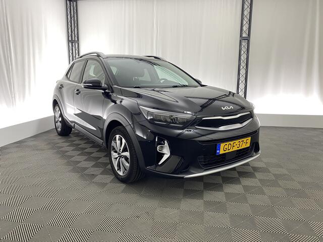 KIA Stonic 1.0 T-GDi MHEV DynamicPlusLine | Apple carplay | Navigatie | Camera | Trekhaak | Key less | Cruise