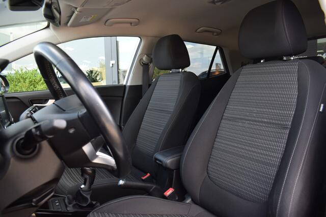 KIA Stonic 1.0 T-GDi DynamicPlusLine | Trekhaak | Navigatie | Camera | Climate + Cruise Control | Tot 10Jr. Kia-Garantie |