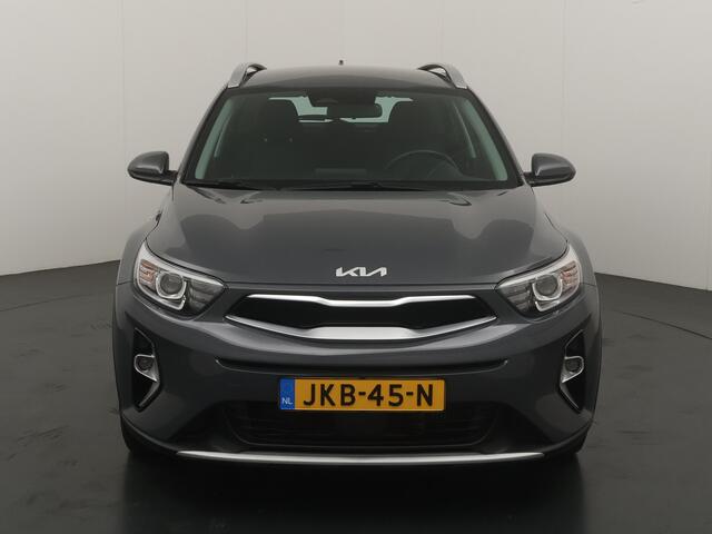 KIA Stonic T-GDi MHEV 100 pk DynamicLine | Navigatie | Climate Control | Cruise Control | Camera | Apple Carplay | 16" | Zeer zuinig |
