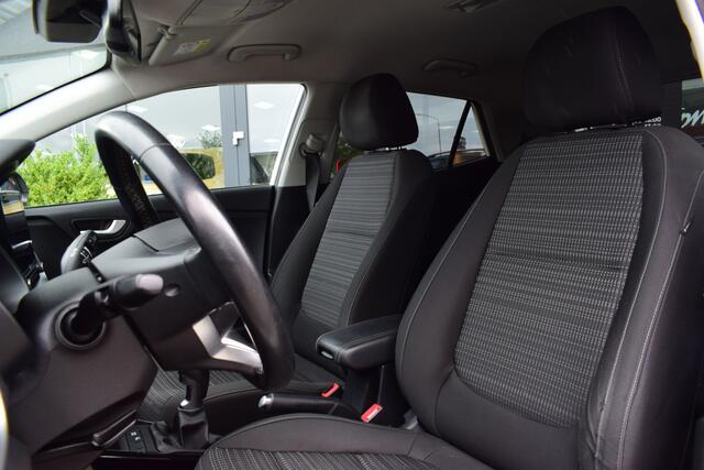 KIA Stonic 1.0 T-GDi MHEV DynamicPlusLine | Trekhaak | Camera | Navigatie | Climate + Cruise Control | Tot 10Jr. Kia-Garantie |