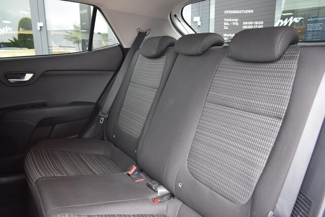 KIA Stonic 1.0 T-GDi MHEV DynamicPlusLine | Trekhaak | Camera | Navigatie | Climate + Cruise Control | Tot 10Jr. Kia-Garantie |