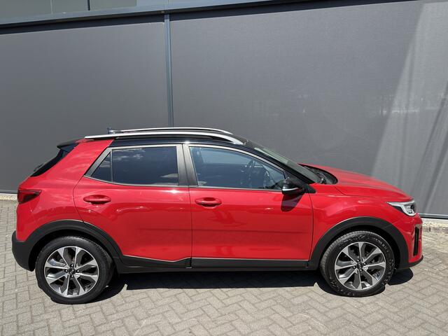 KIA Stonic 1.0 T-GDi DynamicPlusLine Achteruitrijcamera - Airco - Parkeersensor achter - Navigatie - Cruise control - Dakrails - keyless entry and start - Elektrische ramen - Radio - Mistlampen - Bluetooth - Licht metalen velgen Start/stop systeem - Elektrische rame