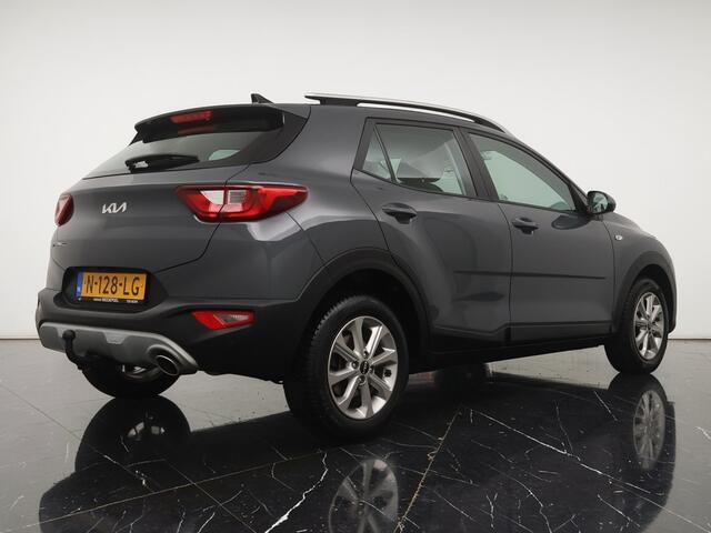 KIA Stonic 1.0 T-GDi MHEV DCT7 120PK DynamicLine Navi Pack Automaat - Navigatie - Camera - Climate control - Cruise control - Trekhaak - Fabrieksgarantie tot 11-2028
