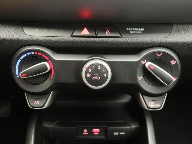 KIA Stonic 1.0 T-GDi ComfortPlusLine Navigator | Trekhaak | Camera | Navigatie | Airco