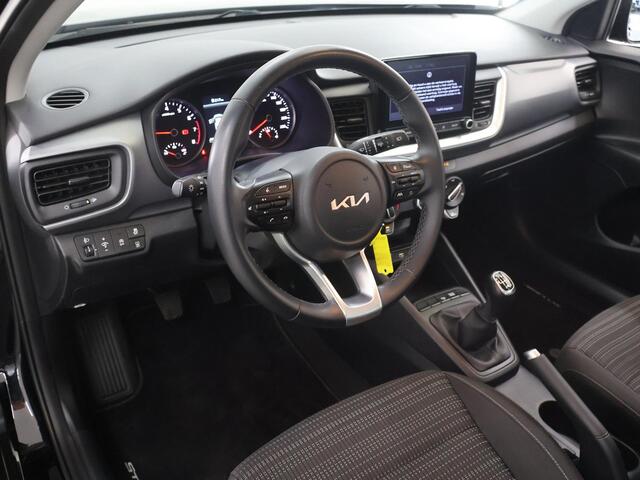 KIA Stonic 1.0 T-GDi MHEV DynamicLine | Parkeercamera | Bluetooth | Airco | Cruise Control | Navigatie via Carplay |