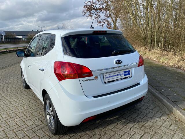 KIA VENGA 1.6 CVVT DynamicLine Automaat | Navi | Climate | Camera |