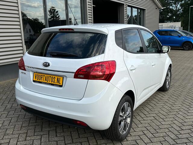 KIA VENGA 1.6 CVVT DynamicPLusLine Automaat SLECHTS 3762 km | Navigatie | Camera | Cruise Control | Parkeersensoren |