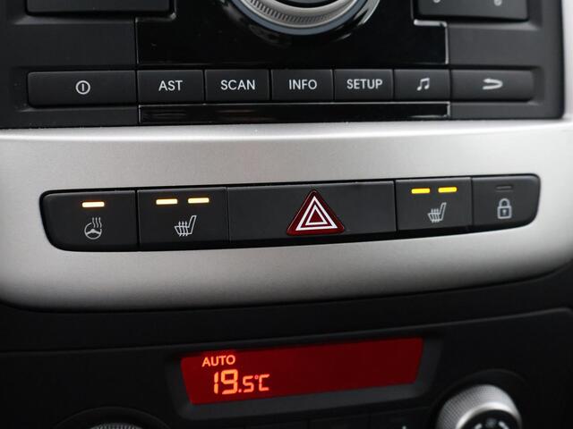 KIA VENGA 1.6 CVVT AUTOMAAT + STUUR/STOELVERWARMING | PARKEERSENSOREN | LMV | CLIMATE CONTROL