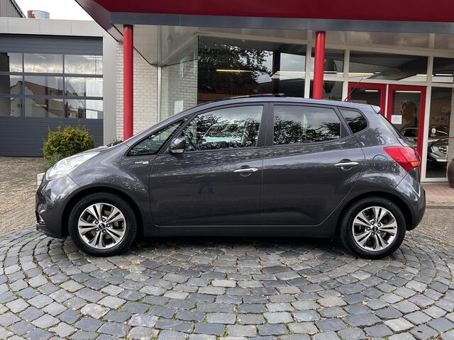 KIA VENGA 1.6 CVVT Platinum Edition | Schuif/Kanteldak | Navi | Camera | ALL-Season | Keyless | All-in rijklaarprijs