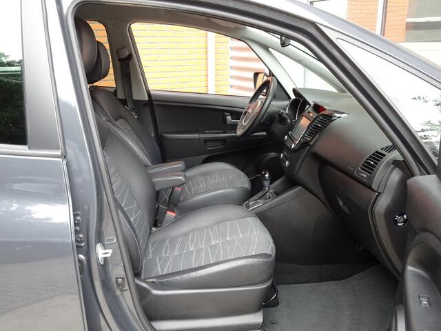KIA VENGA 1.6 CVVT Automaat *Navi/Stoel+Stuurverw/Cam/1e eig/ Halfleer*