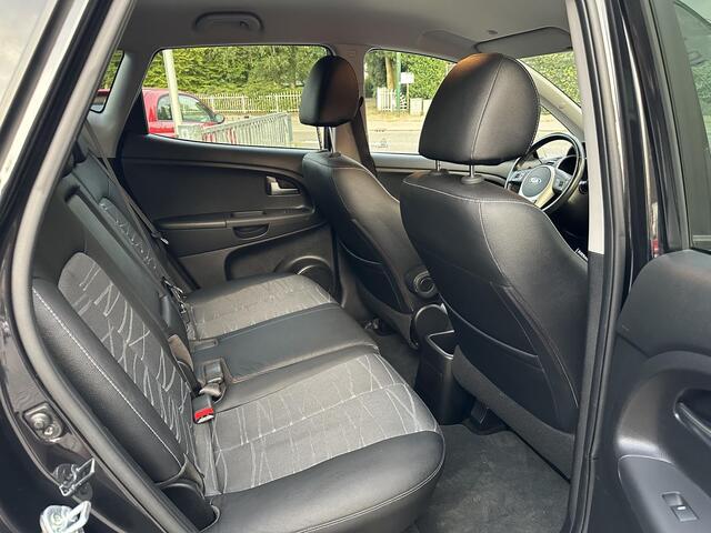 KIA VENGA 1.6 CVVT Automaat DynamicPLusLine Navi|Camera|Keyless|Allseason
