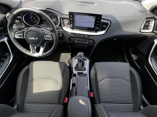 KIA Xceed 1.6 GDi PHEV DynamicLine Automaat / Dealer onderhouden / Navigatie via Apple Carplay Android / Stuur- en stoelverwarming / All Season banden /