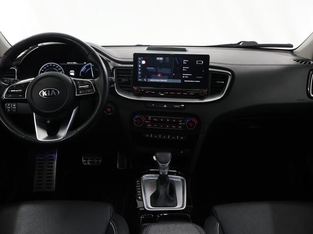 KIA Xceed 1.6 GDi PHEV ExecutiveLine | Panoramadak | Lederen Bekleding | Stoelventilatie | Elektrisch verstelb. bestuurdersstoel met geheugen | Stoel/Stuurwielverwarming