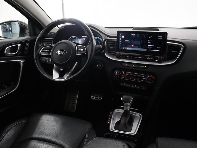 KIA Xceed 1.6 GDi PHEV ExecutiveLine | Panoramadak | Lederen Bekleding | Stoelventilatie | Elektrisch verstelb. bestuurdersstoel met geheugen | Stoel/Stuurwielverwarming