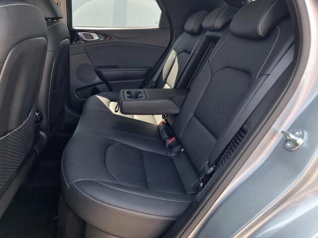 KIA Xceed 1.6 GDi PHEV ExecutiveLine Automaat / 7 Jaar Fabrieksgarantie / Nieuw / Elektr. Achterklep / Navigatie / Camera / Stoelventilatie / Stoelverwarming