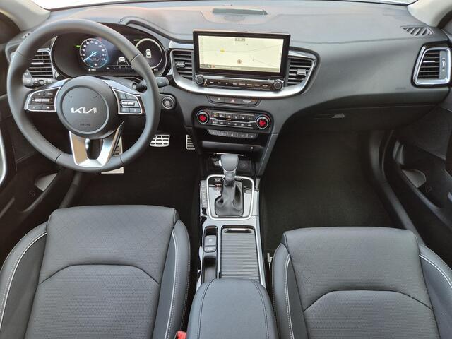 KIA Xceed 1.6 GDi PHEV Plug-in ExecutiveLine Automaat / 7 jaar Fabrieksgarantie / Elektrische achterklep / Stuur- en Stoelverwarming / Adaptief cruise control / Stoelverkoeling voor / Trekgewicht 1300 kg / Apple Carplay Android Auto /